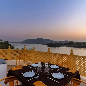 Haveli Jai Durga At Pichola Lake Hotel