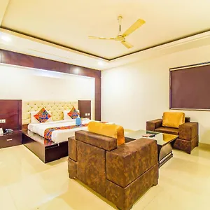 Fabhotel Transit Delhi Airport Mahipalpur Hotel